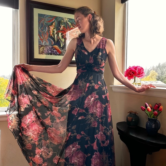 Maxi Dress w Circular Skirt in Floral Chiffon c1970s Randy Collection Original - Picture 9 of 16